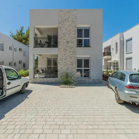 Apartment With A Parking Space - 18564 *